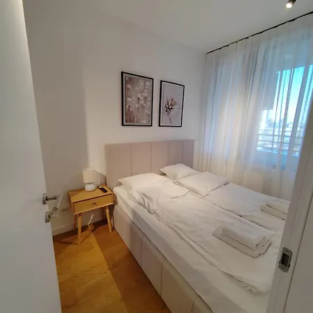 Delta Station Apartamento Belgrado