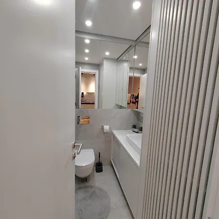 Delta Station Apartamento